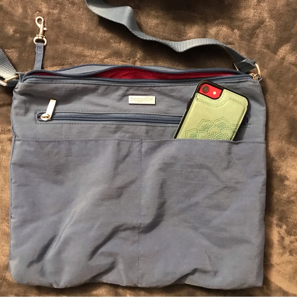 Baggallini medium blue tote satchel purse POCKETS!